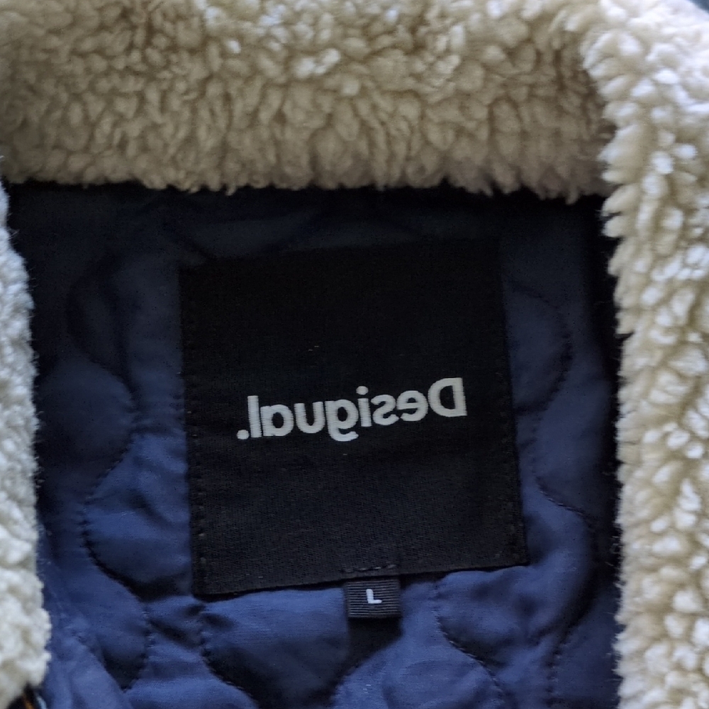 NWT Desigual Blue Denim Jacket with Faux Sherpa Collar - Picture 3 of 6